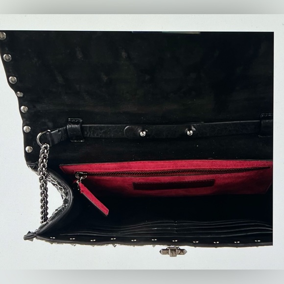 VALENTINO GARAVANI Rockstud Spike Quilted Calf Leather Shoulder Bag Black AUTH - Picture 12 of 13